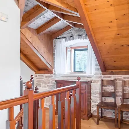 Stone House Mornar Near Villa Stomorska