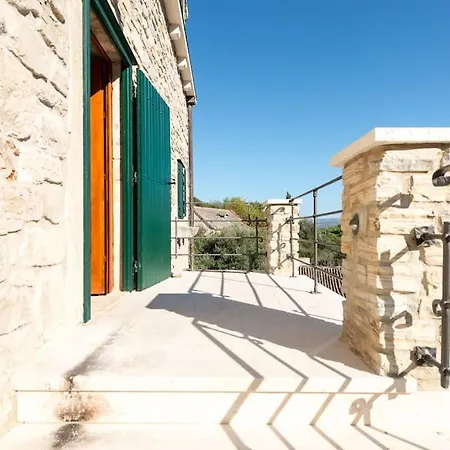 Stone House Mornar Near Villa